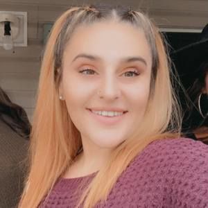 Meet your Posher, Brittany